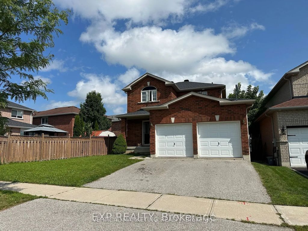 35 Buchanan Drive, New Tecumseth