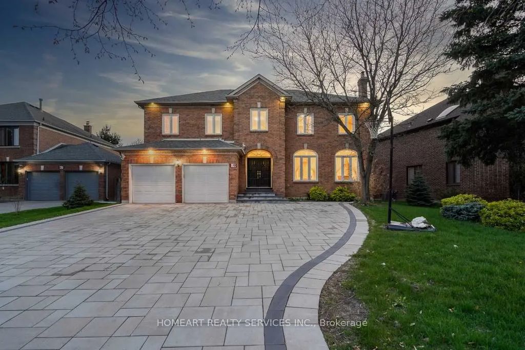 69 Ava Crescent, Richmond Hill