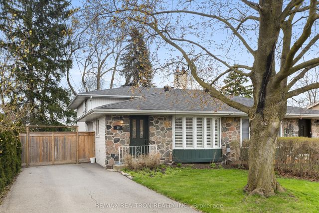 39 Jasper Drive, Aurora