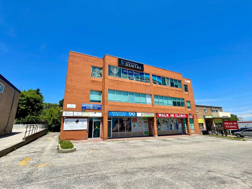 107 Holland Street 100c, Bradford West Gwillimbury