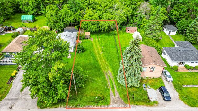 100 Dunkirk Avenue, Georgina