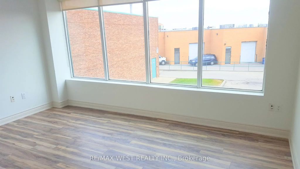 115 Woodstream Boulevard 17 -rm4, Vaughan