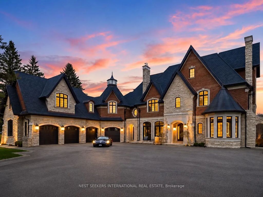 142 Manitou Drive, King