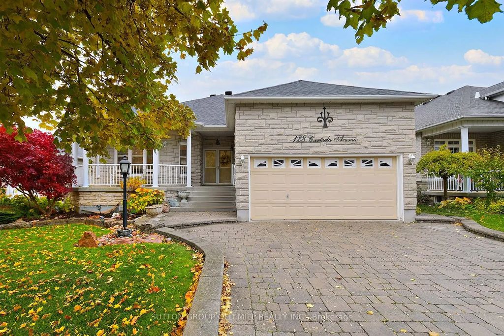 128 Carmela Avenue, Richmond Hill