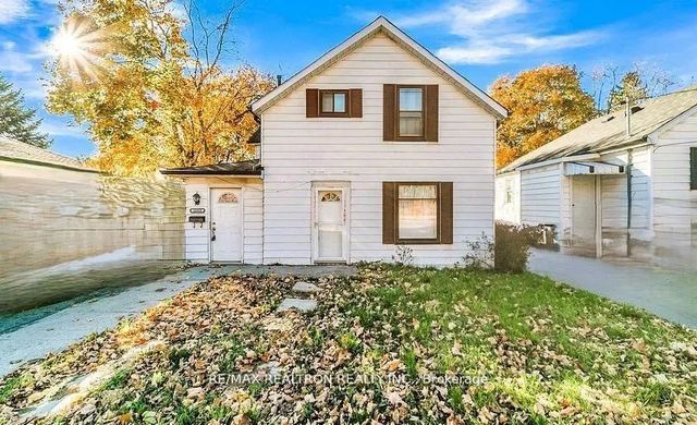 16958 Bayview Avenue, Newmarket