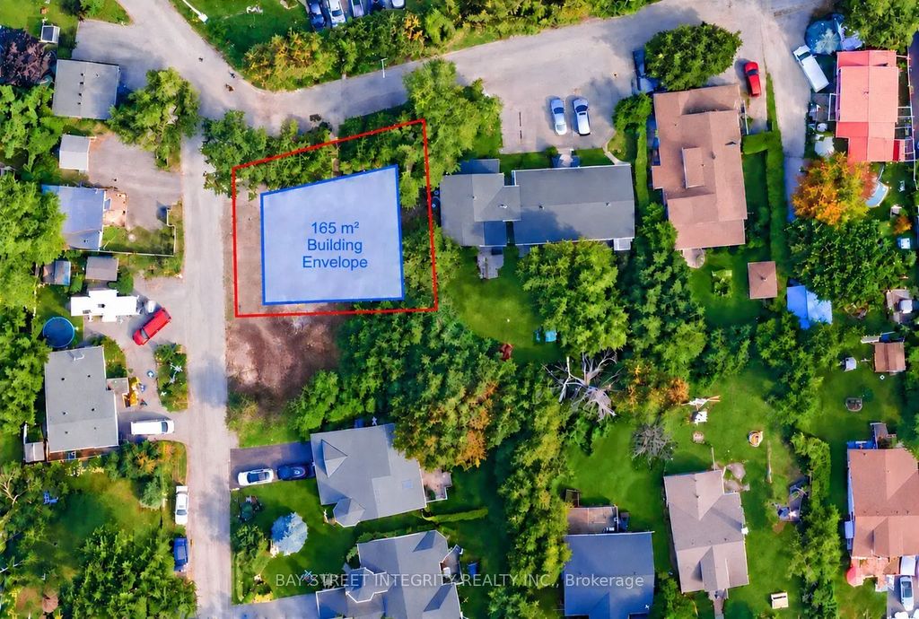 52 Pinery Lane, Georgina