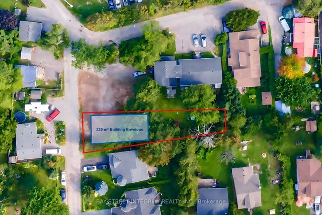 27 Thompson Drive, Georgina
