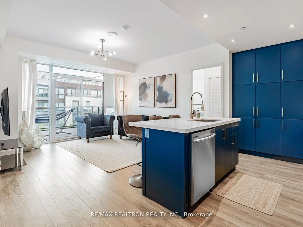 375 Sea Ray Avenue 315, Innisfil