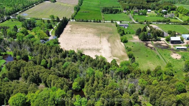 672 Catering Road, Georgina