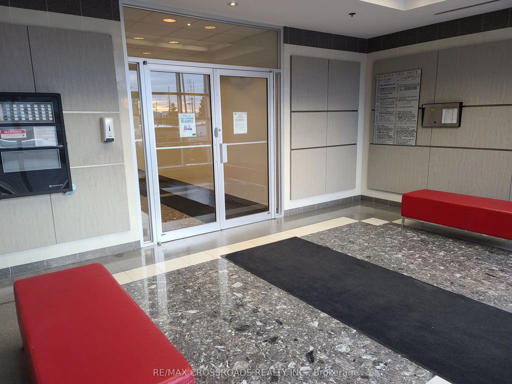 18 Crown  Steel Drive 102 -section 1, Markham