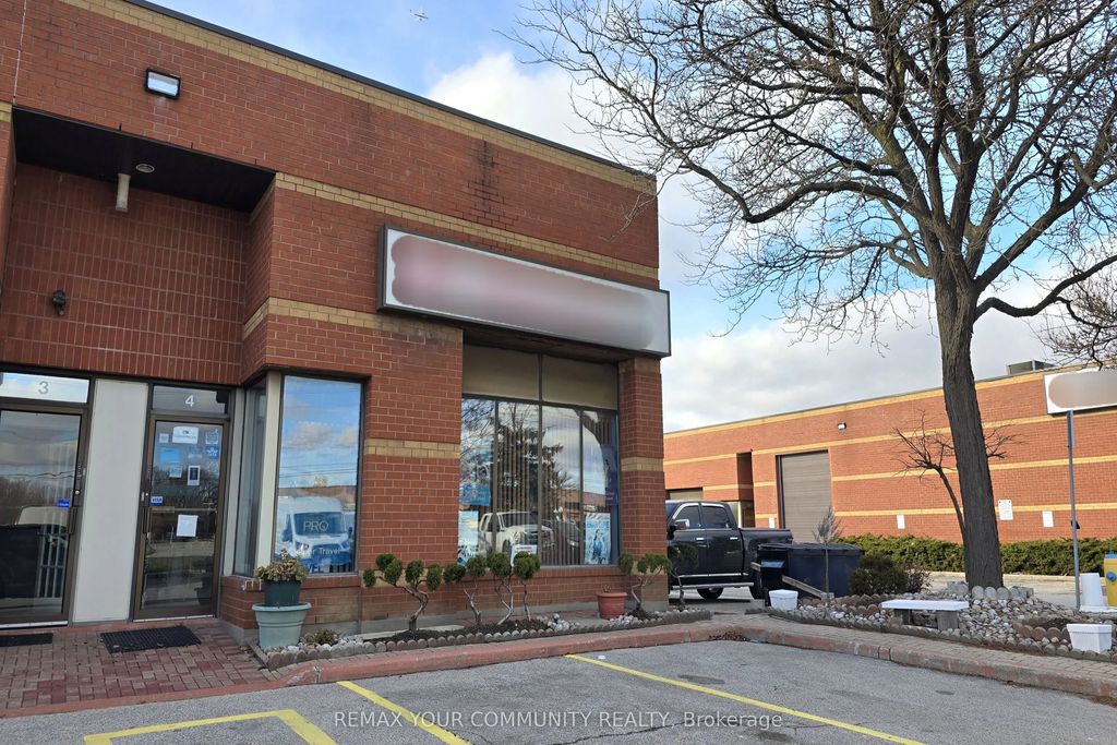 8600 Keele Street 4, Vaughan