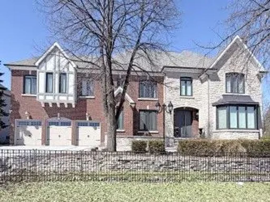 2 Cortina Court N, Richmond Hill