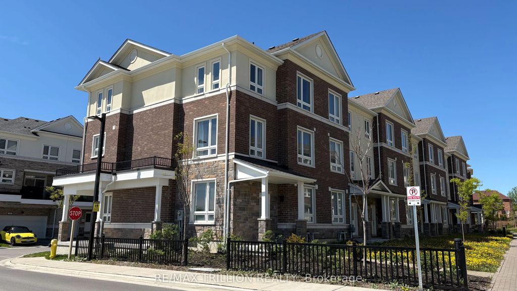 91 Massachusetts Lane, Markham