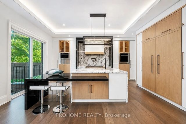 166 Krieghoff Avenue, Markham