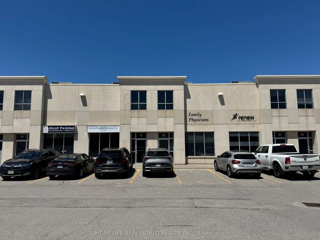 16945 Leslie Street 18, Newmarket