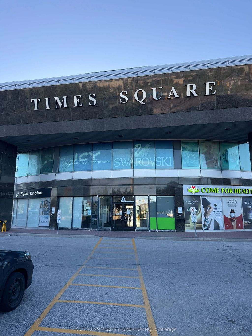 550 Hwy 7 N/a E 221a, Richmond Hill