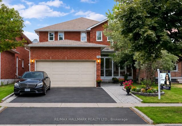 92 Weldrick Road E, Richmond Hill