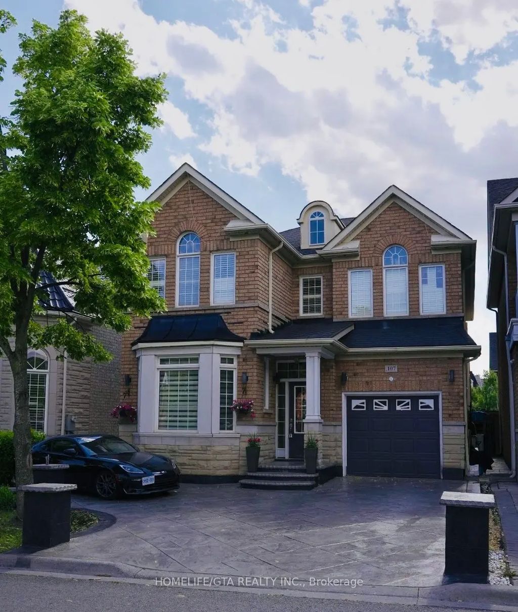 107 Geddington Crescent, Markham