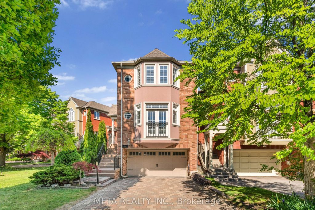 25 Crispin Court, Markham