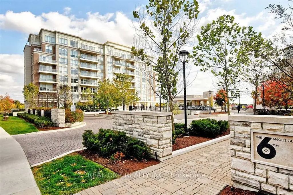 15 Stollery Pond Crescent 612, Markham