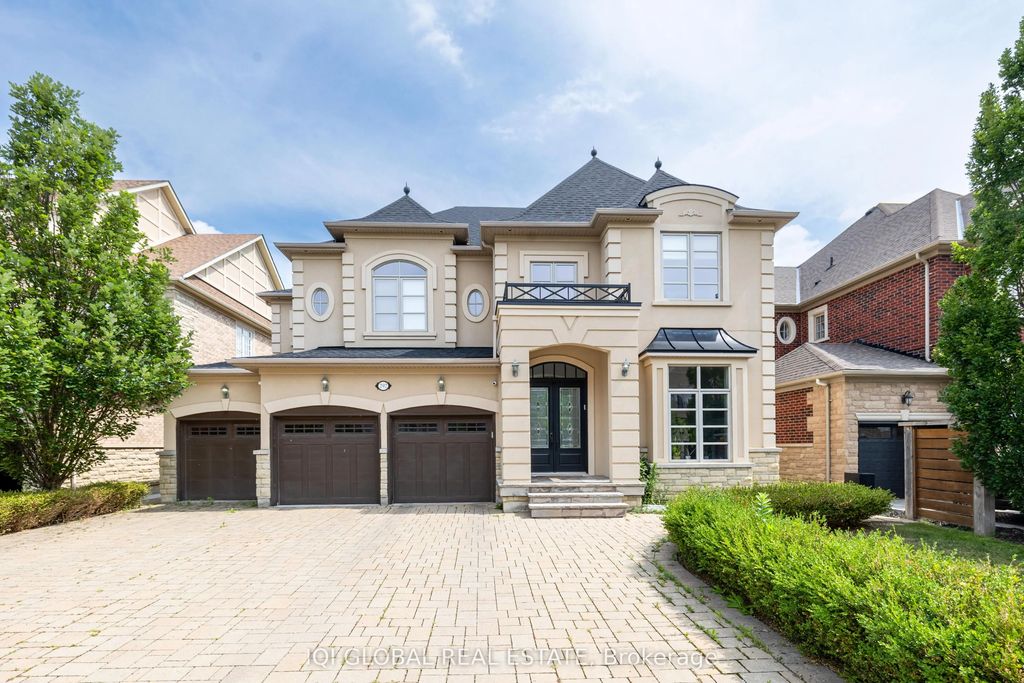292 Lady Valentina Avenue, Vaughan