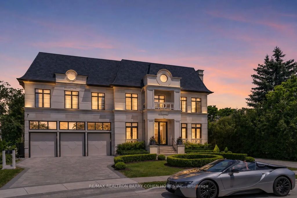 61 Orlon Crescent, Richmond Hill