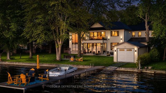 98 Mcrae Beach Road S, Georgina