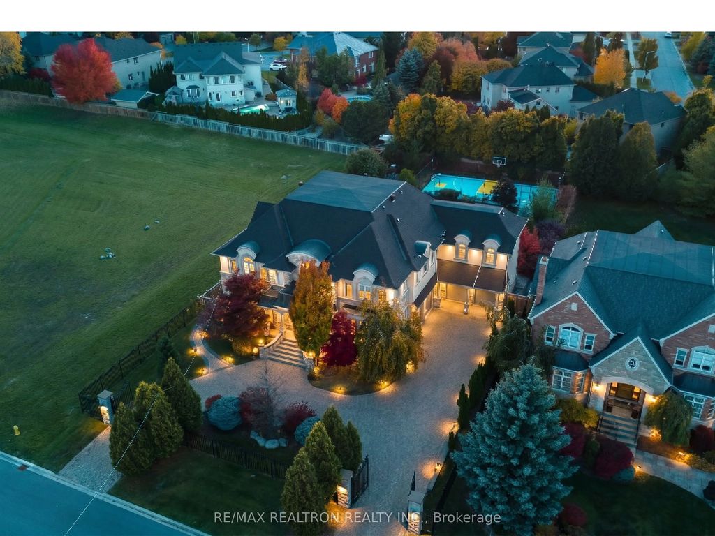 80 Callaway Court, Vaughan