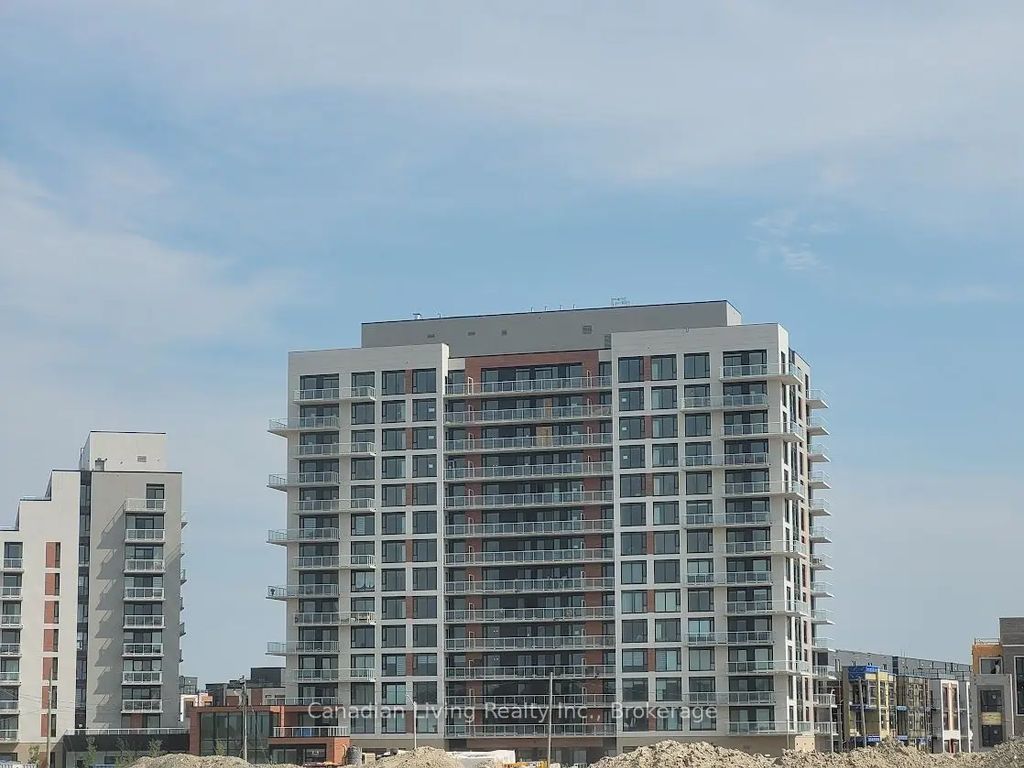 2 David Eyer Road 825, Richmond Hill