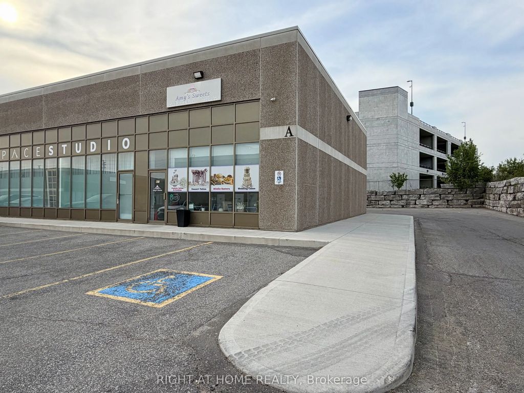 1550 16th Avenue A17, Richmond Hill
