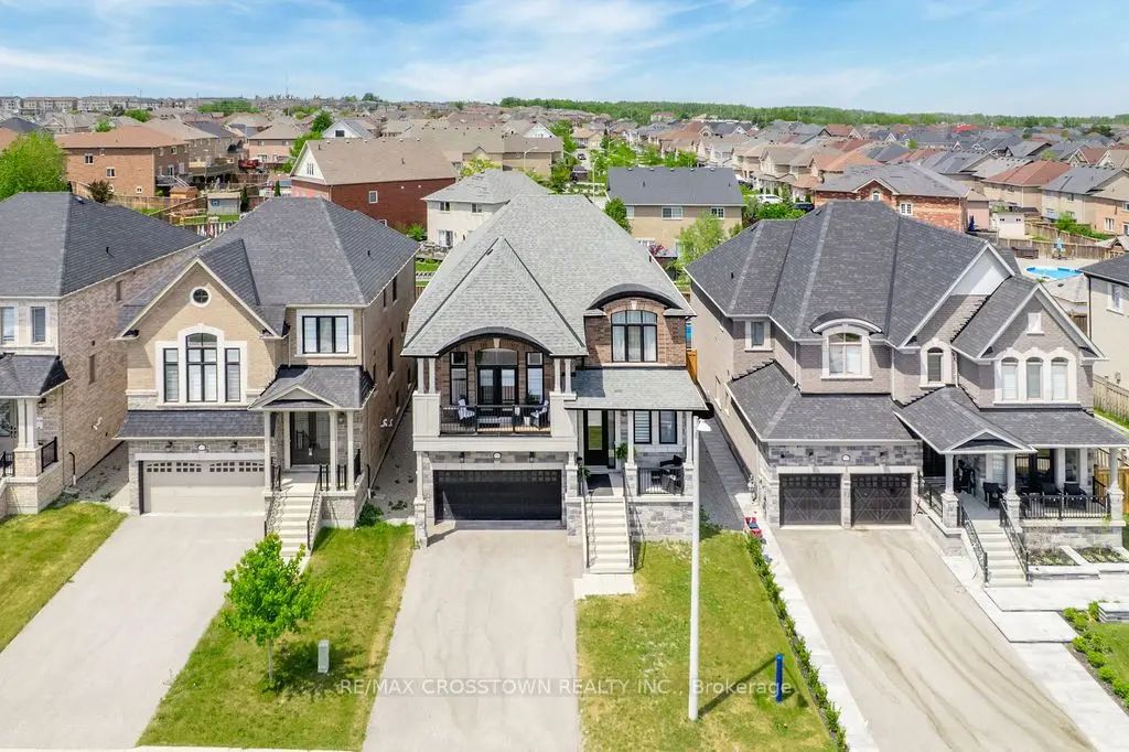 1376 Lawson Street, Innisfil
