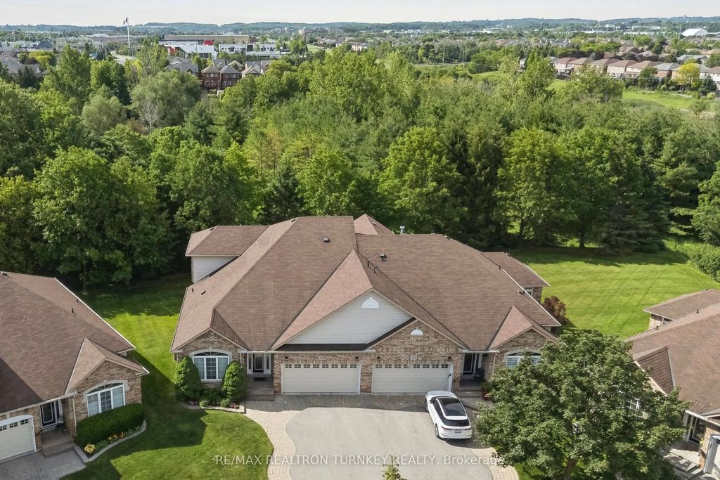 440 Morley Cook Crescent, Newmarket