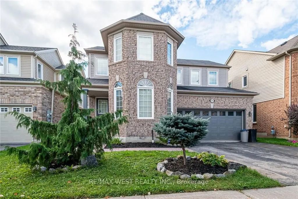 69 Kidd Crescent, New Tecumseth