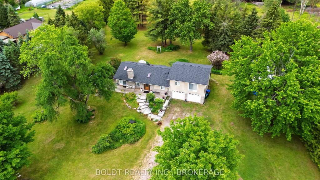 5832 5th Side Road, Innisfil
