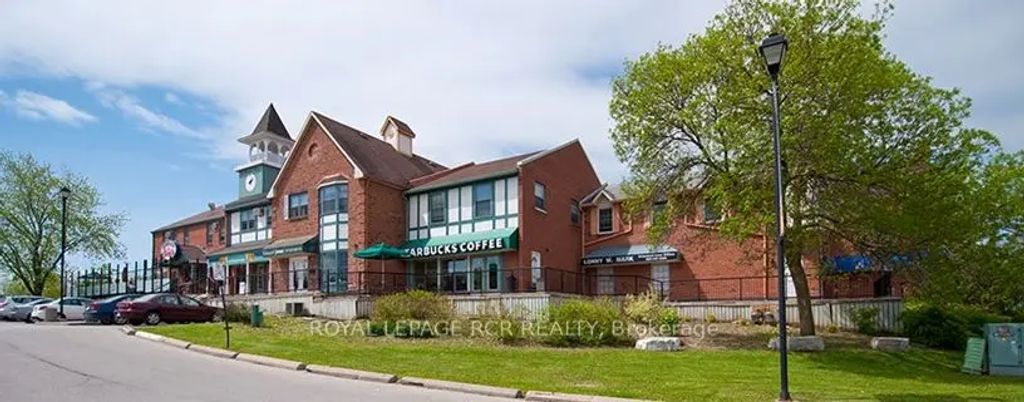 2 Orchard Heights Boulevard 39, Aurora