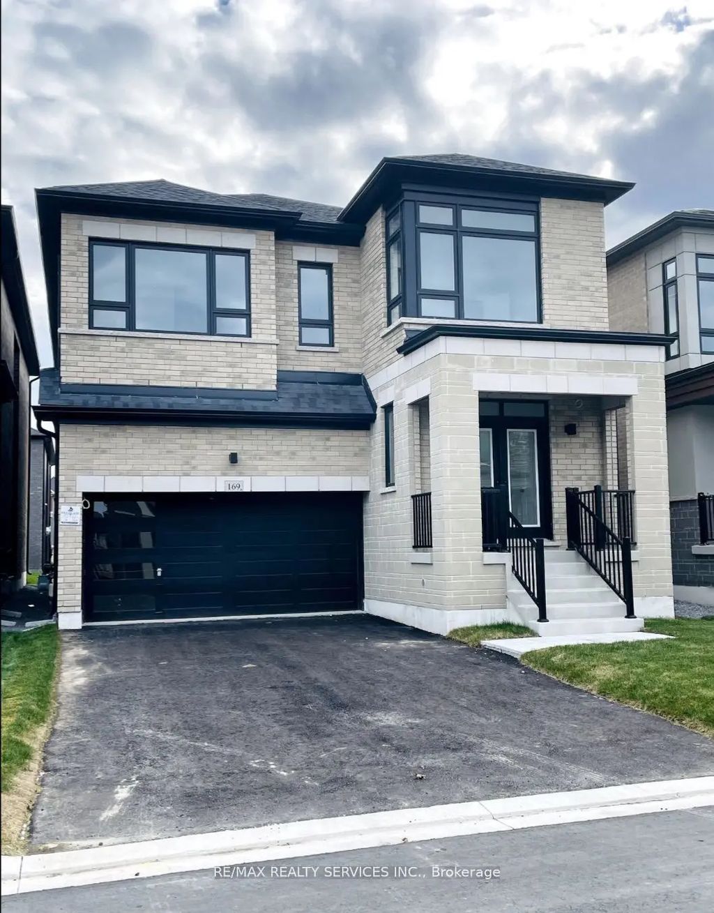 169 Wesmina Avenue, Whitchurch-Stouffville