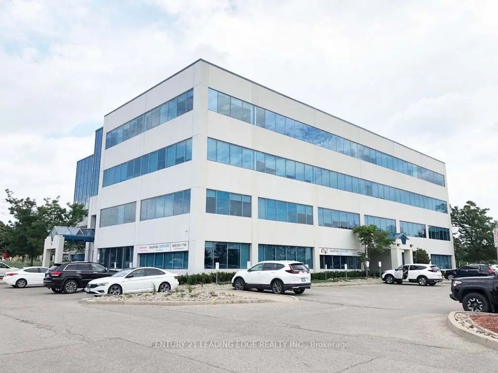 37 Sandiford Drive 111b, Whitchurch-Stouffville