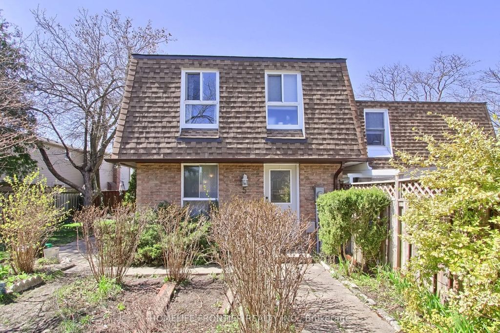5 Penwick Crescent, Richmond Hill