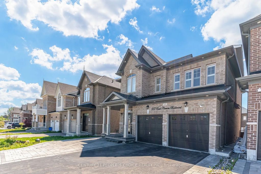 257 East's Corners Boulevard, Vaughan