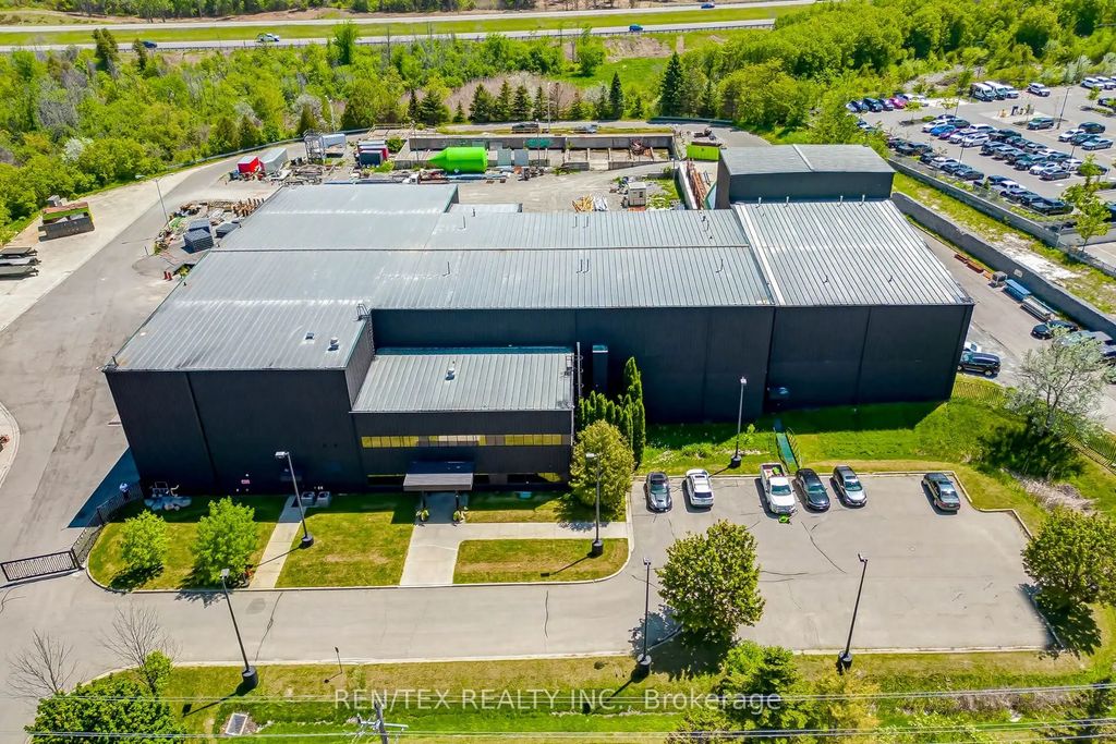 395 Harry Walker Parkway S, Newmarket