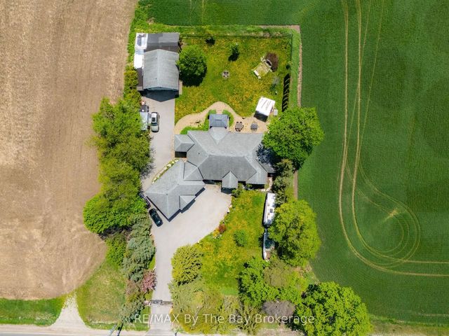 2569 Lockhart Road, Innisfil