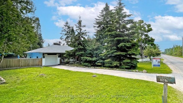 2807 25th Side Road, Innisfil