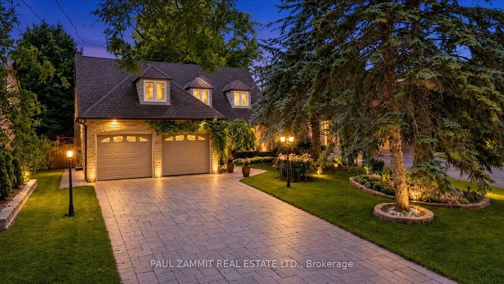 39 Woolsthorpe Crescent, Markham
