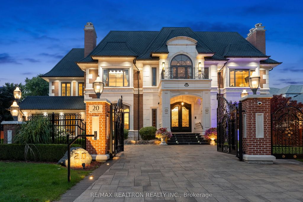 20 Bryson Drive, Richmond Hill