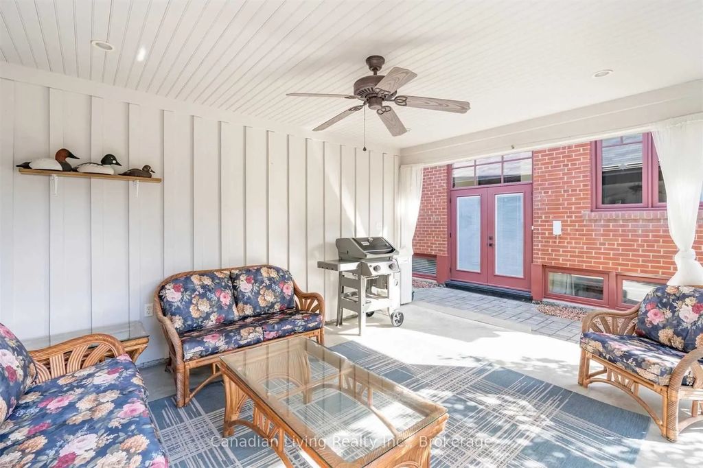 143 Avenue Road Lower, Newmarket