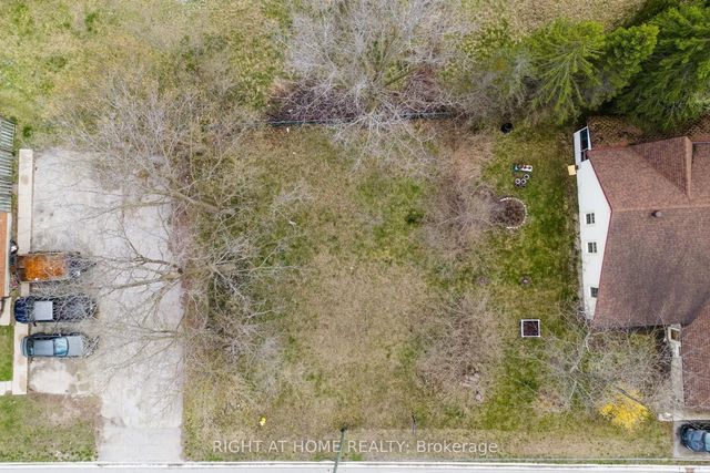 98 King Street, Essa