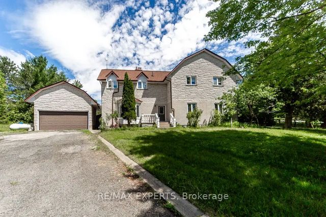 7440 17th Side Road, King