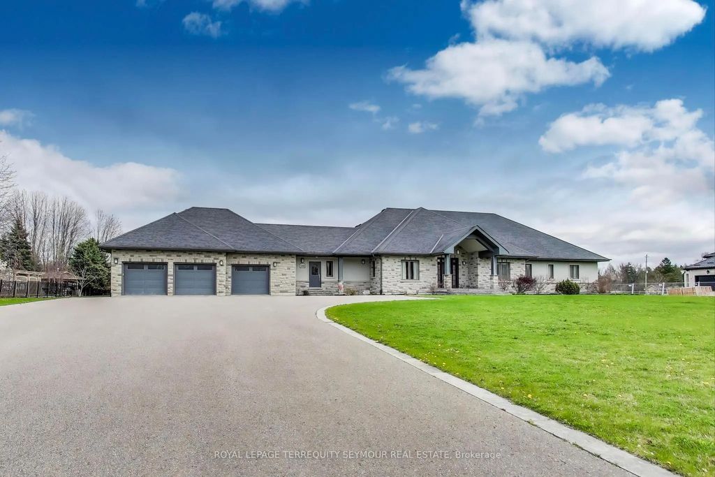 67 Grayfield Drive, Whitchurch-Stouffville