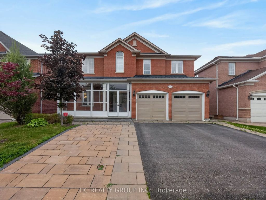 21 Wolf Trail Crescent, Richmond Hill