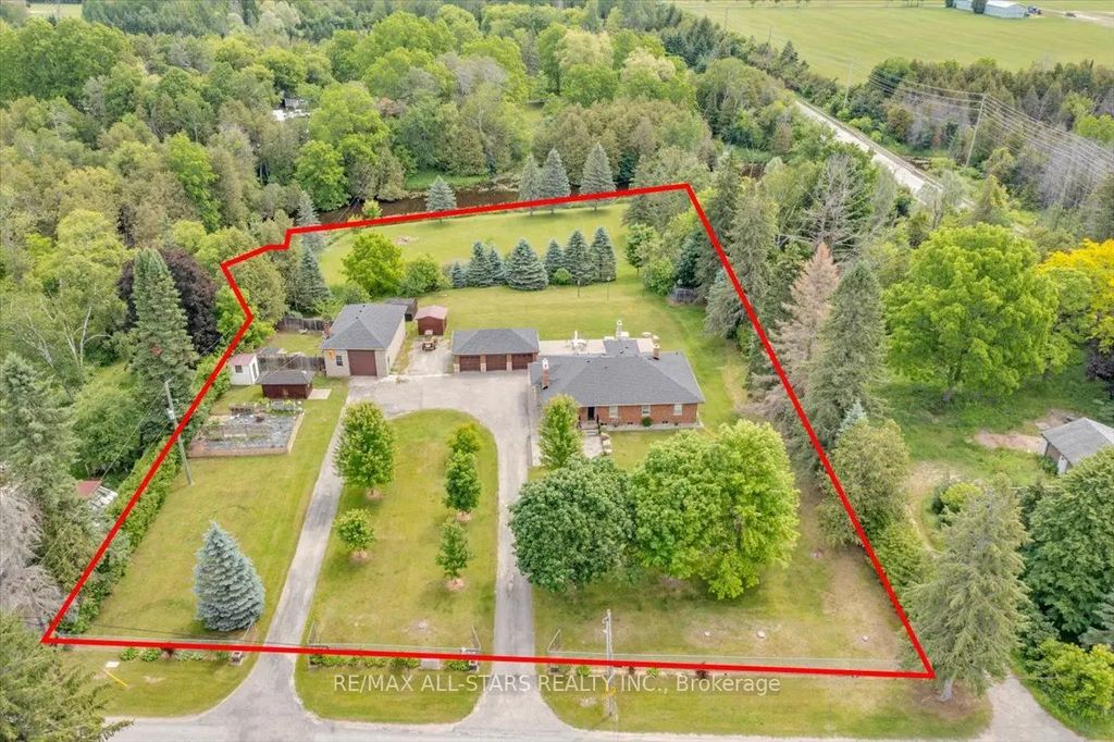 562 Catering Road, Georgina